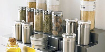 tiered spices