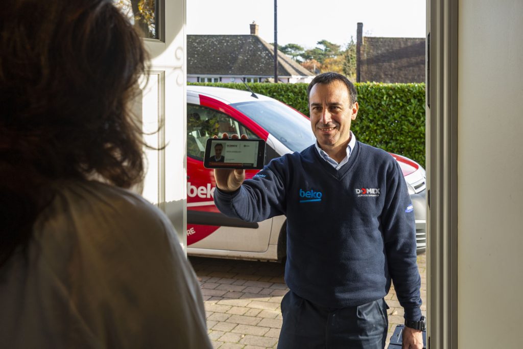 Domex Engineer arriving for AEG appliance repairs